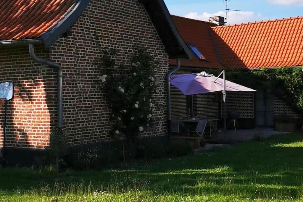 Вілла Ferme De Caractere Avec Piscine Et Cheminee Sainghin-en-Melantois Екстер'єр фото